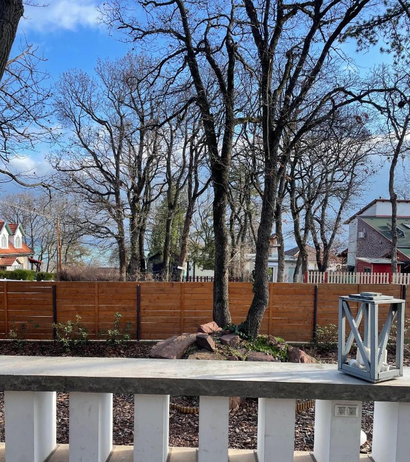 Pine-Wood Resort Balatonalmádi エクステリア 写真